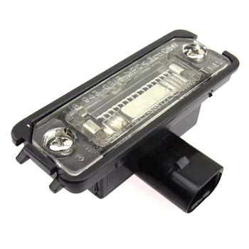 Плафон подсветки номера на Volkswagen Golf 4 Bora Jetta Lupo 1J6943021B