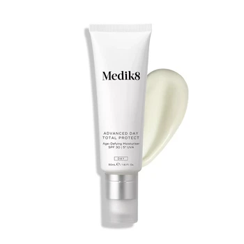 Advanced day total protect Антивіковий зволожувальний крем із SPF 30 і 5 зірковим UVA захистом Medik8 50ml
