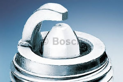 Свеча зажигания HR7DP PLATIN Bosch (0242235700)