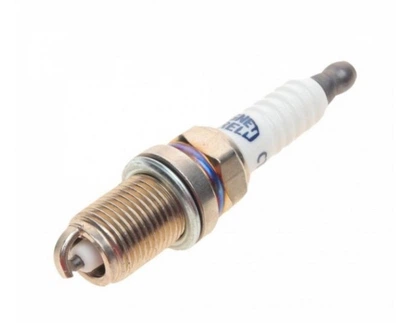 Свеча зажигания MAGNETI MARELLI 062711000011 Magneti Marelli (062711000011)