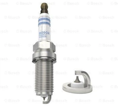 Свічка запалювання Bosch (0 242 240 715)