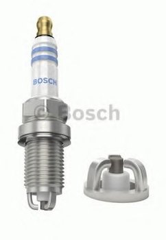 Свеча зажигания Bosch (0 242 235 766)