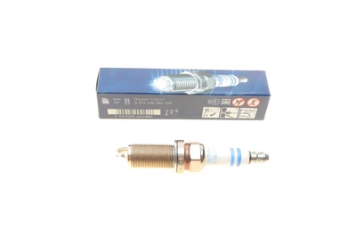 Свеча зажигания Toyota Sequoia/Land Cruiser/Lexus GS/GX/LS/LX 2.7-5.7 07- - 0 242 236 593 BOSCH