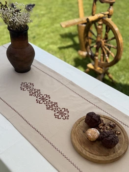 Ранер Ecotton Duck Beige вышивка Brown 45 х 170 см (25258_000)