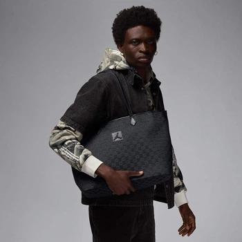 Сумка-тоут JORDAN Monogram Tote Bag (32L) BLACK MA0896-KK2 (105090)