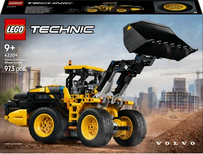 Конструктор LEGO Technic Колесный погрузчик Volvo L120 Electric 973 детали (42209)