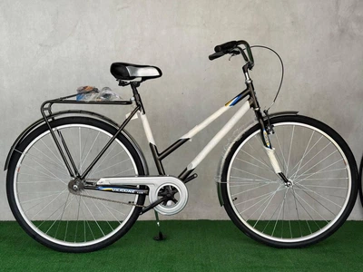 Велосипед дорожня Україна LUX 28" жіноча відкрита рама чешська втулка коричневий