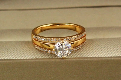 Кольцо Xuping Jewelry Грация р 18 золотистое