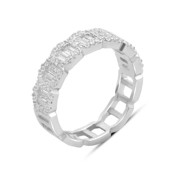 Серебряное кольцо с фианитами, вес изделия 3,25 гр (2187288)