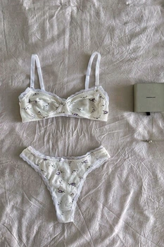 Ніжний молочний комплект - emily Perfect Female Принтований Бюст + трусики + пояс/80A (191LS-38BR-pr)