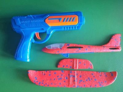 Пистолет-катапульта с самолётом Catapult Gun, детская игрушка