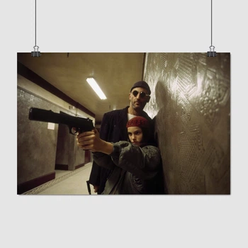 Постер Леон и Матильда с пистолетом, Leon: The Professional (1994), A3 28×42 см (id0491)