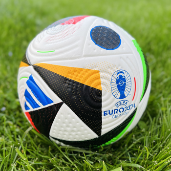 Футбольний мʼяч Адідас EURO 2024 Чемпіонат Європи Білий Код: 101-5