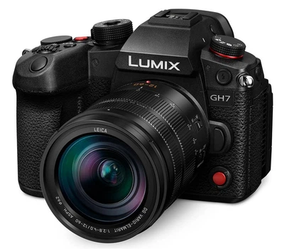 Беззеркальный фотоаппарат Panasonic Lumix DC-GH7 Kit 12-60 mm f2.8-4 (DC-GH7LE)