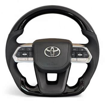 Анатомический руль для Toyota Sequoia. Рояльный лак. Кнопки и логотип - хром. В сборе.
