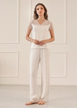 Пижама женская футболка и штаны Komilfo Bridget 3247 XL шампань