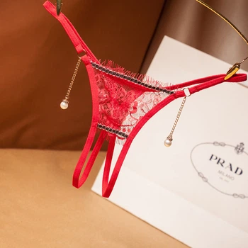 Трусики з розрізом і підвісками сексуальна еротична білизна Sexy OneSize червоний (8-141)