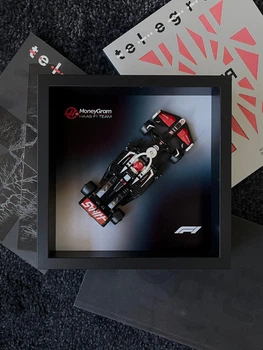 Рамка для колекціонування LEGO Speed Champions MoneyGram Haas F1 Team із фоном та склом
