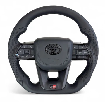 Анатомический руль для Toyota Land Cruiser 200, Prado 150. GR. С подогревом. Кожа. Подушка, обшита кожей – черный логотип.