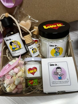 Подарунковий набір "Love is…", великий