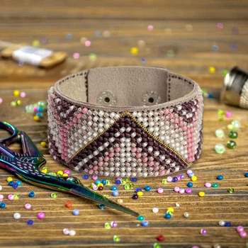 Набор для вышивания бисером на искусственной коже «Браслет» (3 × 22 см) Wonderland Crafts FLBB-152 Бежевый