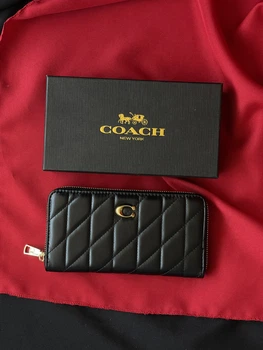 Женский кошелек Coach Quilted Leather Zip Around Long Walle черный большой