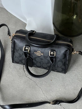 Сумка жіноча Mini Rowan Crossbody In Signature чорний барило