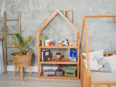 Детская полка-домик BusyWood 70х30х150 см Натуральное дерево