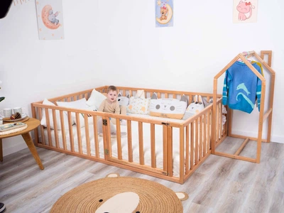 Детский деревянный манеж-кровать Монтессори BUSY WOOD напольная Модель 6.2 200х160 см Натуральное дерево
