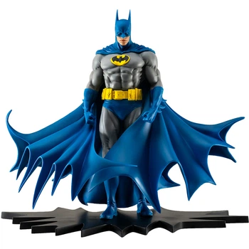 Статуэтка DC COMICS Batman - Classic Version Scale 1/9 27 см