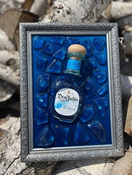 Уникальная картина ручной работы, картина с разбитой бутылкой Tequila "Don Julio" оригинальный подарок