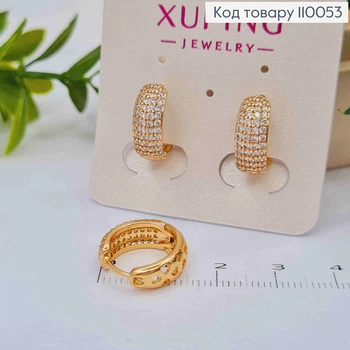 Серьги кольца украшены Блестящими камушками, ширина 5мм, диаметр 1,4см, Xuping 18K
