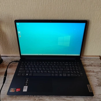 Ноутбук Lenovo IdeaPad 1 15AMN7, Ryzen 3 7320U. 8 Gb/256 Gb б\у - Б/У