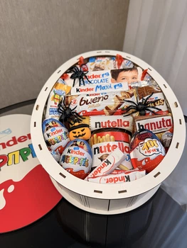 Kinder Box L Halloween, подарунковий набір солодощів Kinder, Nutella, Hanuta | Солодкий бокс до Хелловіну