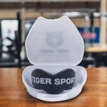 Капа боксерська дитяча одинарна TIGER SPORT-S чорна 151582