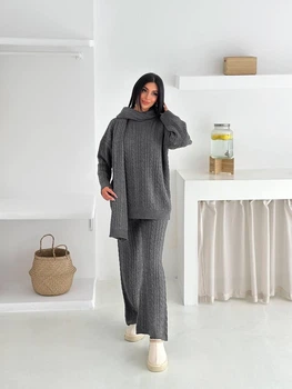 Женский трикотажный костюм oversize с фактурным узором коса свитер и брюки на резинке серый