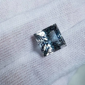 Натуральный Кварц Рутиловый 10.40Ct. уценка