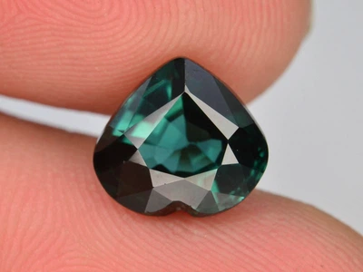 Натуральный Турмалин 2,45 Сt. 8,5×7,5×5,6 mm