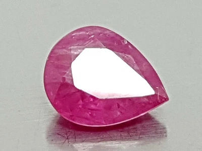 Натуральный Рубин 0,70 Сt. 6 x 5 x 3mm