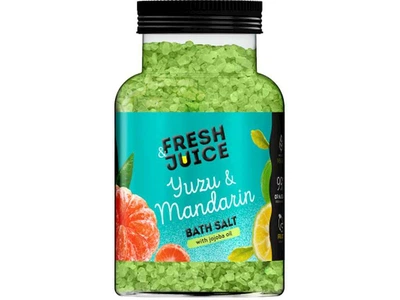 Сіль для ванн FRESH JUICE 700г пляшка Yuzu & Mandarin