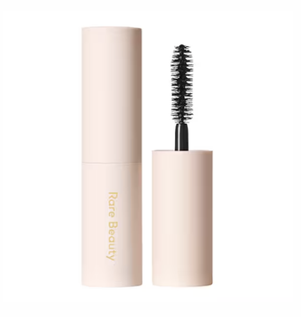 Мини тушь RARE BEAUTY Perfect strokes universal Mini