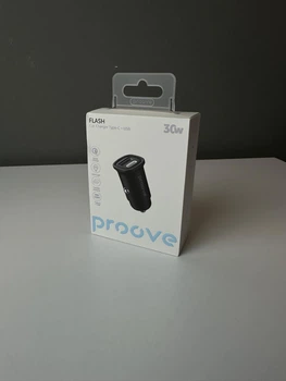 Автомобильное зарядное устройство в прикуриватель Proove Flash с мощностью 30W (Type-C+USB) черного цвета