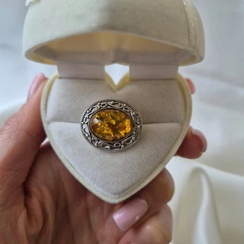 Серебряная Брошка Ажур с камнем Янтарь серебро 925 пробы Черненное 708брош 4.23г