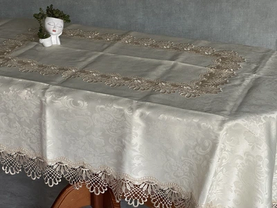 Скатерть тканевая с кружевом 150x220 см 80384/beige