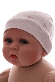 Шапка для дівчинки в рубчик Babykroha класика в серці біла 0м+ (54609)