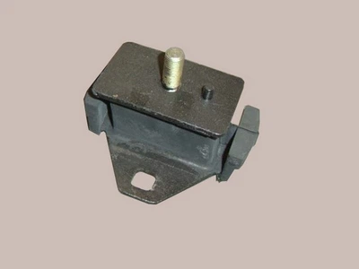 Подушка двигателя передняя Great Wall 1001110-D01 Aftermarket (1001110D01)
