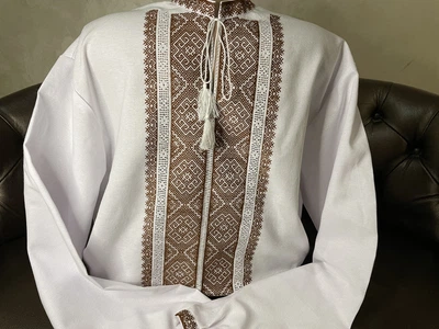 Низинка. Стильна чоловіча вишиванка на білому полотні ручної роботи Ч - 1769. XL