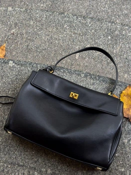 Женская сумка Balenciaga Rodeo 35 Black/Gold из гладкой кожи 35×25×10 см