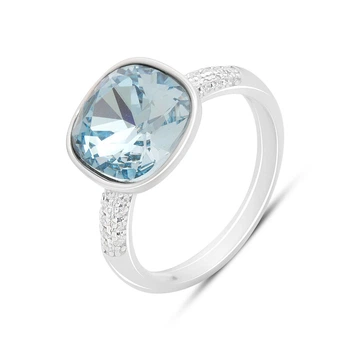 Серебряное кольцо с фианитами, вес изделия 4,34 гр (2186342)
