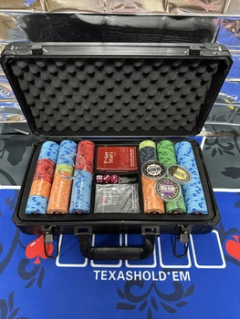 Покерный набор LuxPro Профессиональный в Кейсе на 300 фишек Керамических с номиналом для Турниров